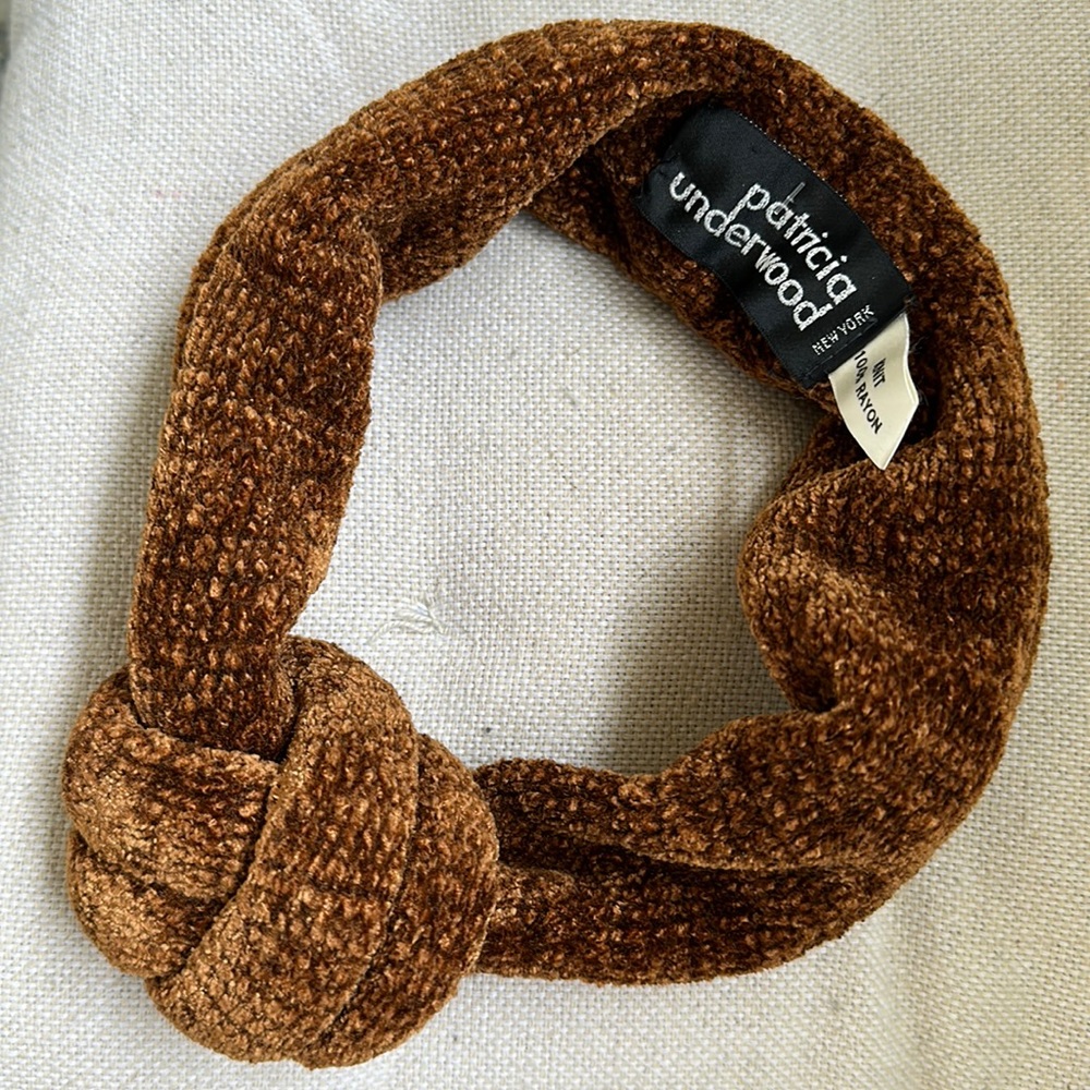 Patricia Underwood chenille knotted headband  NWOT